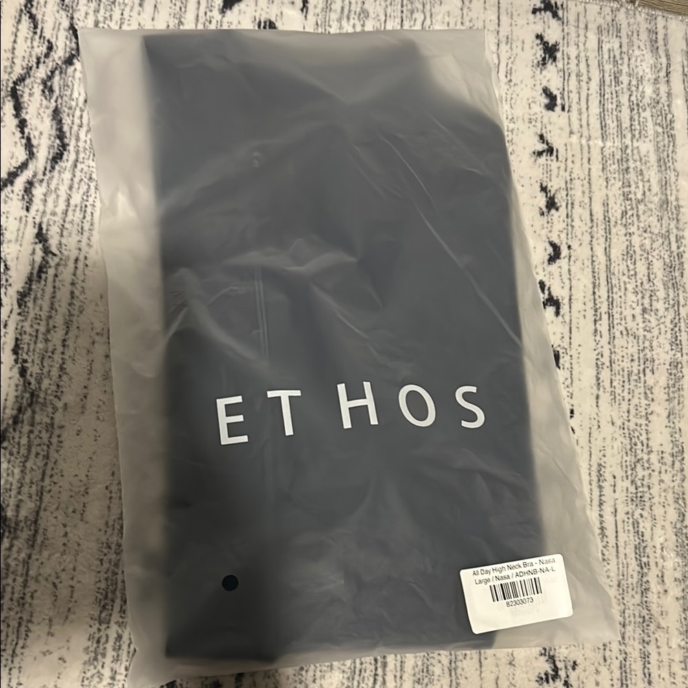 Ethos all day high neck sports bra navy